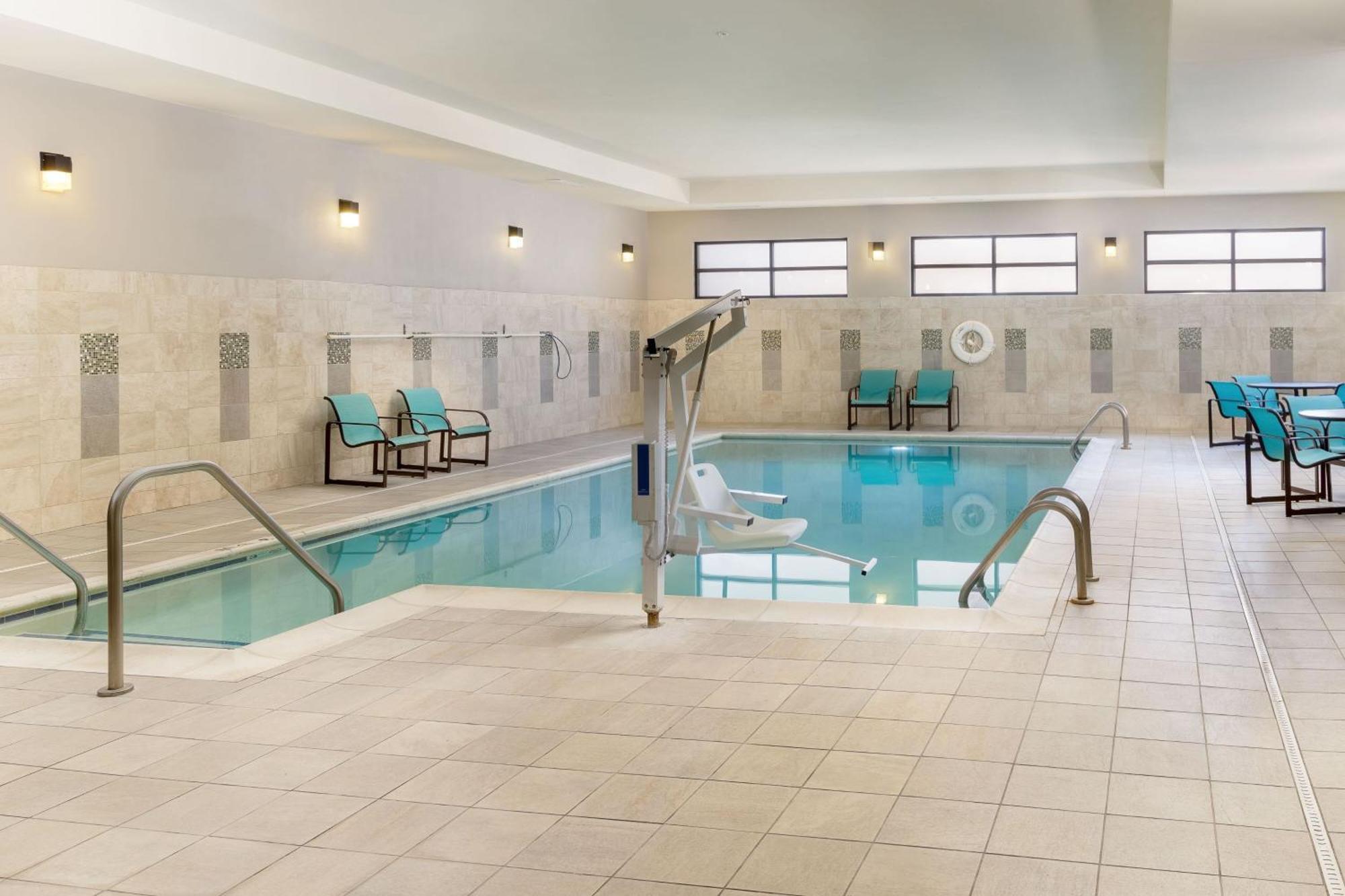 Residence Inn By Marriott Youngstown Warren/Niles Экстерьер фото